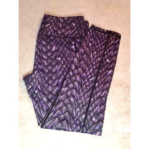 Constantly Varied Gear CVG XL Full Length Purple Dusk Dragon Scale Leggings